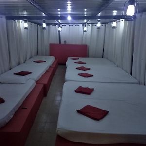 10-Bed Mixed Dormitory Room